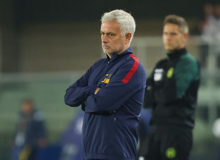 Roma, Mourinho svela il retroscena dagli spogliatoi: "L'ho forzato"