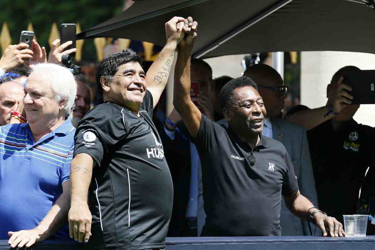 Pelè e Maradona eroi