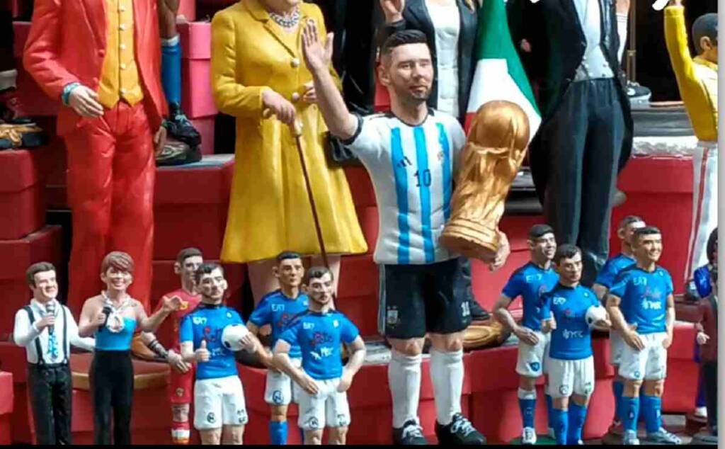 Statua da presepe di Lionel Messi