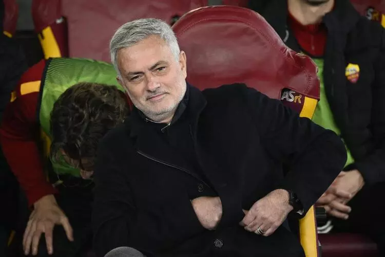 L'allenatore della Roma José Mourinho