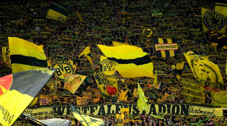 Il _muro giallo_ del Borussia Dortmund. (ansa-tvplay)