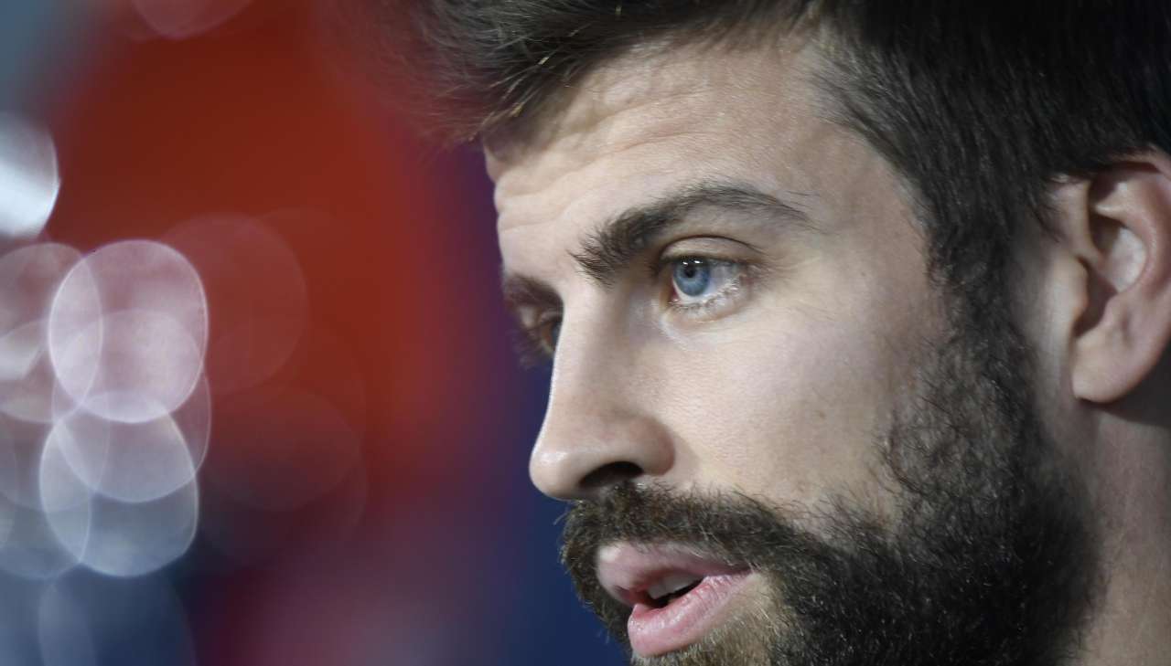 Piqué-Shakira, clima incandescente: a pagare è la nuova fidanzata del difensore