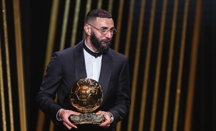 Karim Benzema vince il primo Pallone d'Oro in carriera