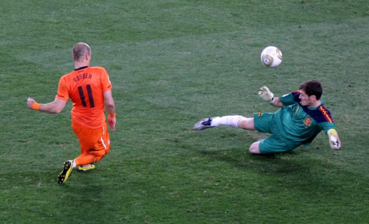 top parate mondiali casillas robben