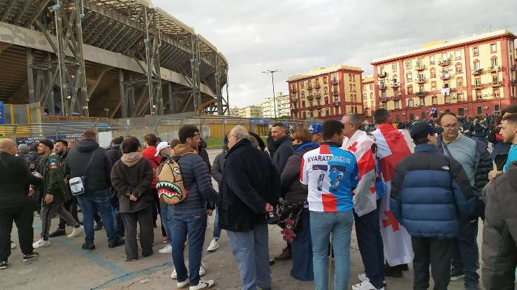 Tifosi georgiani fuori al Maradona