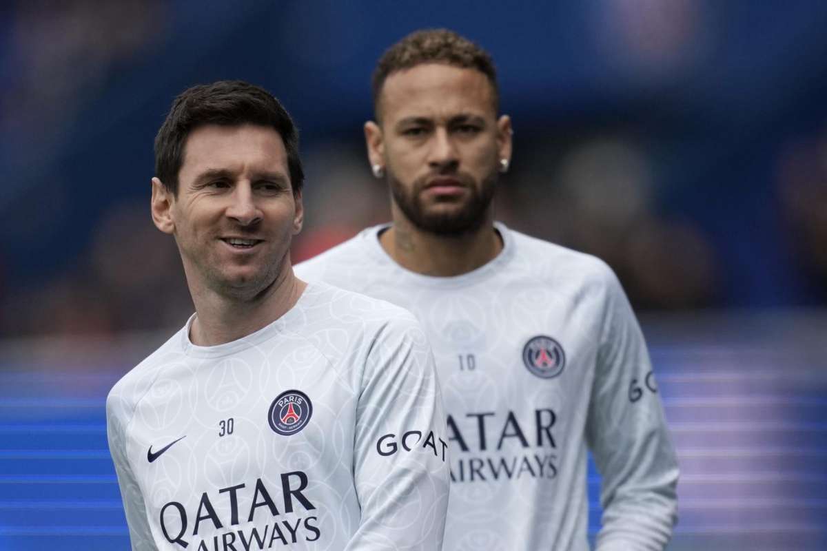 Messi e Neymar via da Parigi