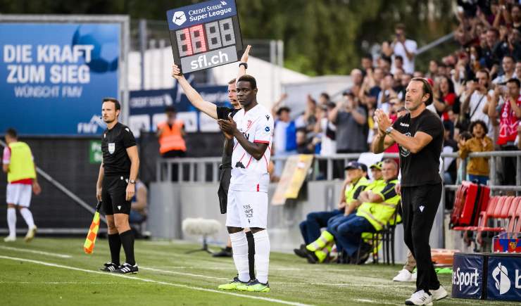 Balotelli dice addio alla Svizzera