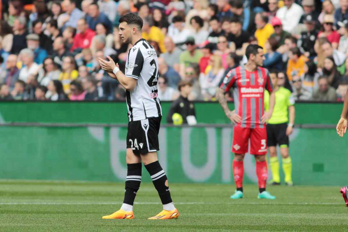 Samardzic applaude