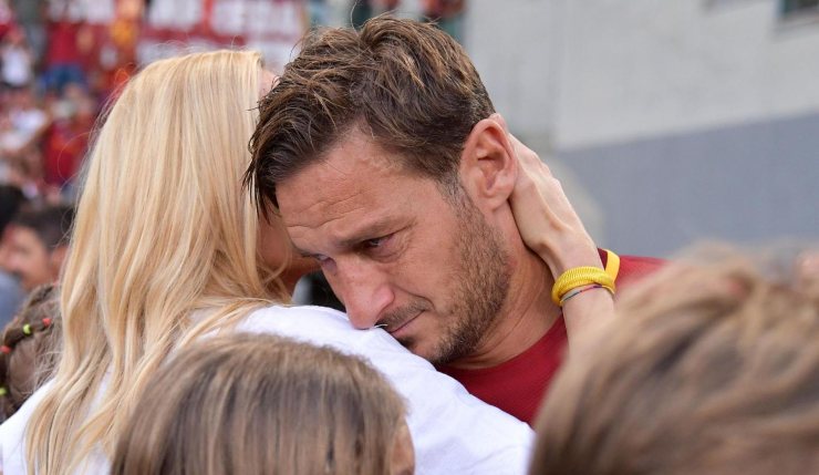 Ilary e Totti quando erano innamorati