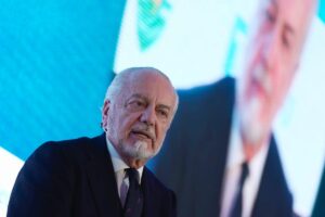 Napoli annuncio De Laurentiis