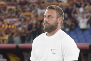 De Rossi pensa a Dybala falso nueve