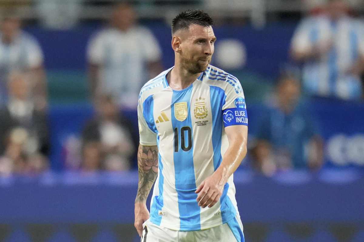 Messi ha "surclassato" Maradona, dice Viviano a TvPlay