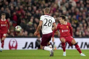 Federico Chiesa col Liverpool