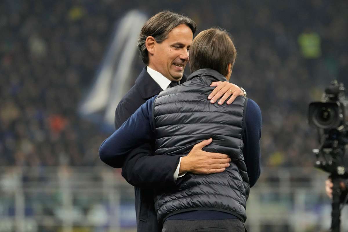 Conte abbraccia Inzaghi