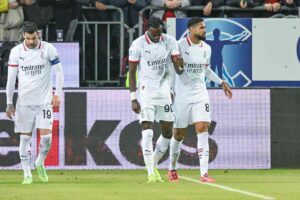 Giocatori Milan in gruppo