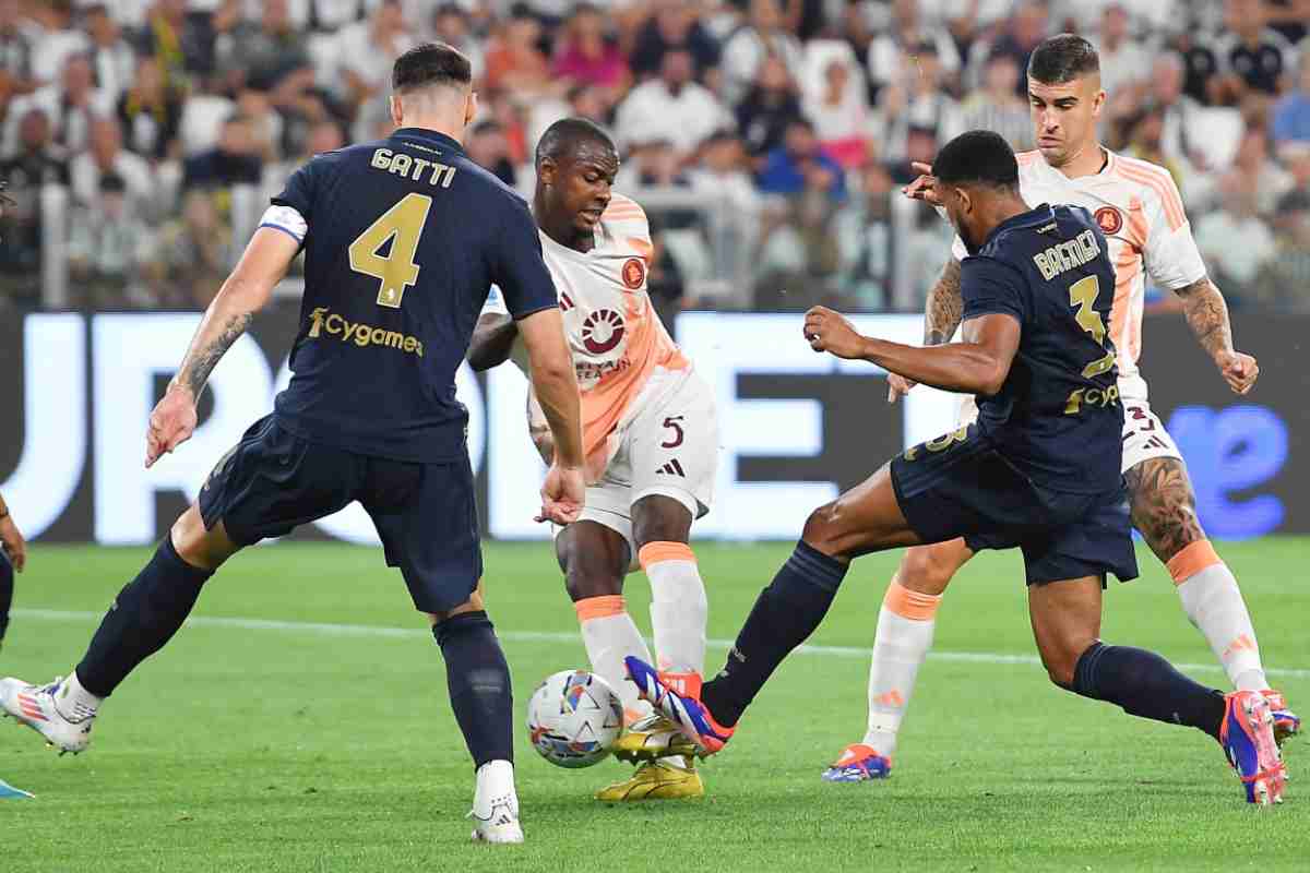 Bremer con la maglia della Juventus