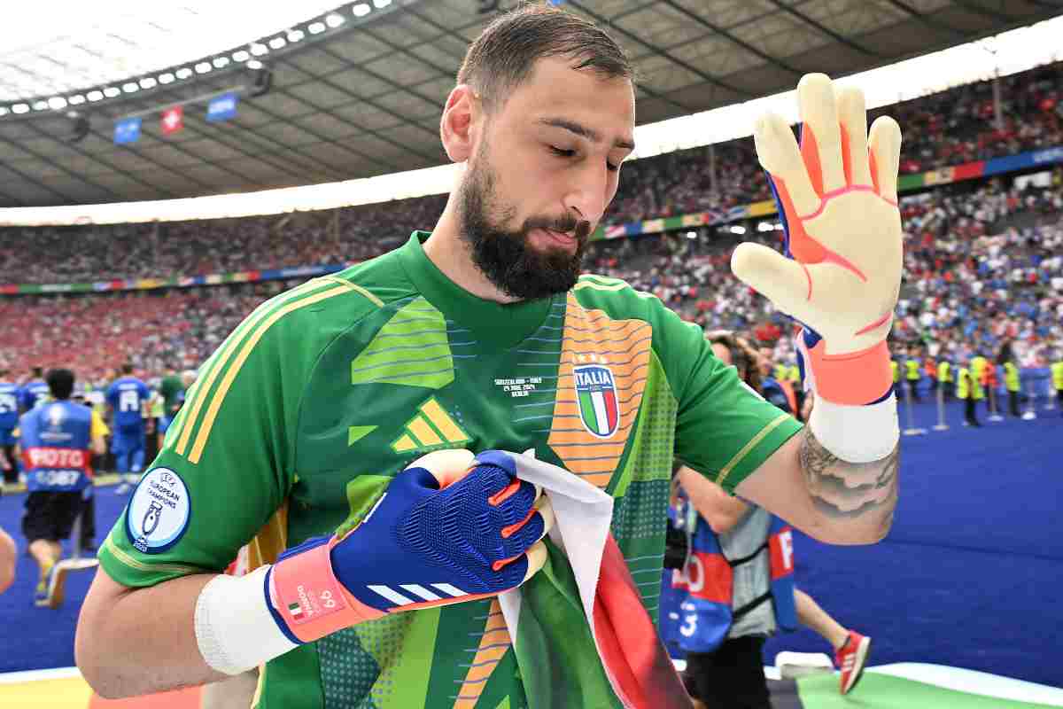 Donnarumma con la maglia della Nazionale