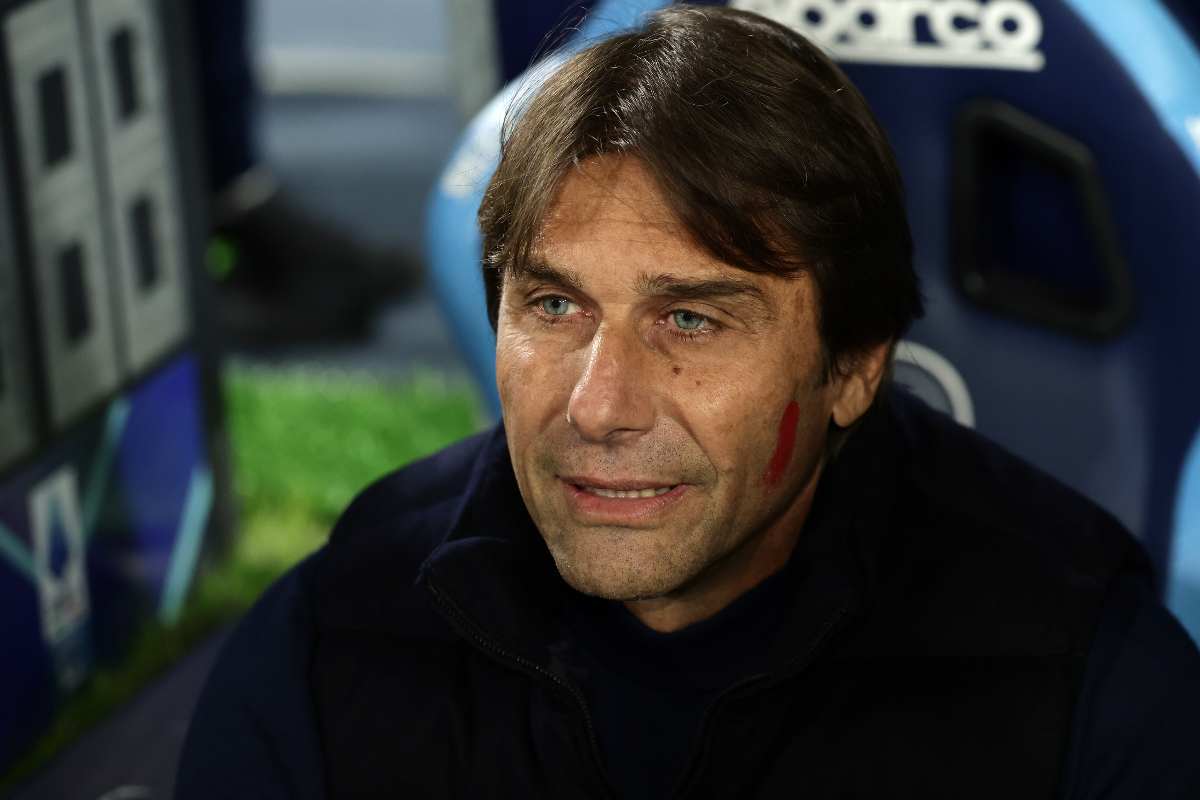 Conte sorridente