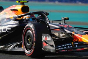 Sergio Perez annuncia l'addio a RedBull