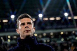 Thiago Motta pensieroso