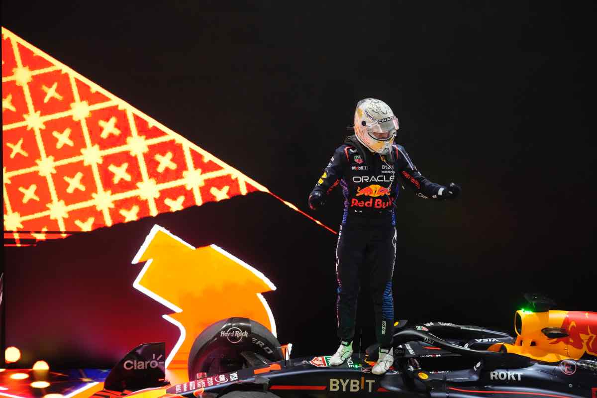 Verstappen, è un plebiscito! Anche i colleghi lo premiano: 2024 da incorniciare