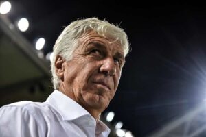 Gasperini osserva perplesso