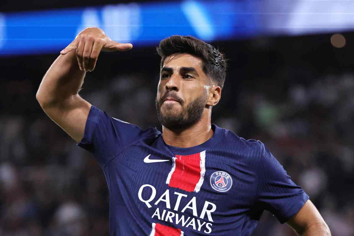 Marco Asensio esulta con la maglia del PSG