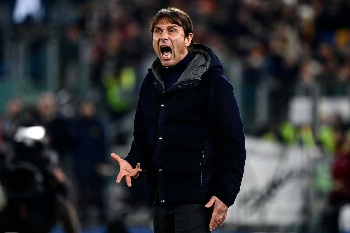 Shock Napoli, Conte è irremovibile: non si torna più indietro