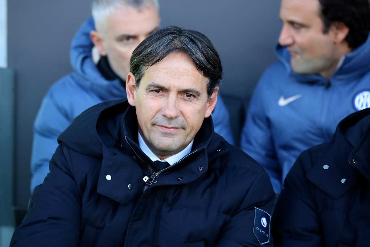 Simone Inzaghi osserva