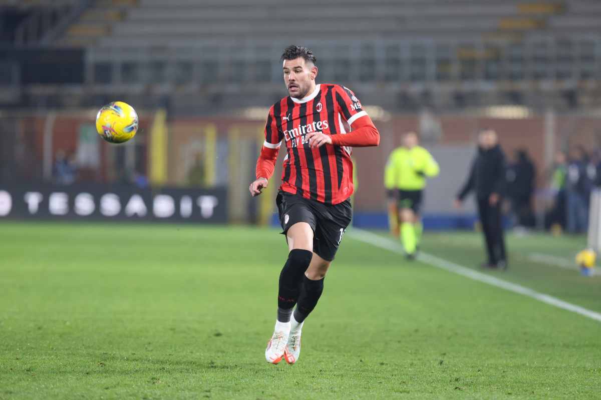 Theo Hernandez in campo