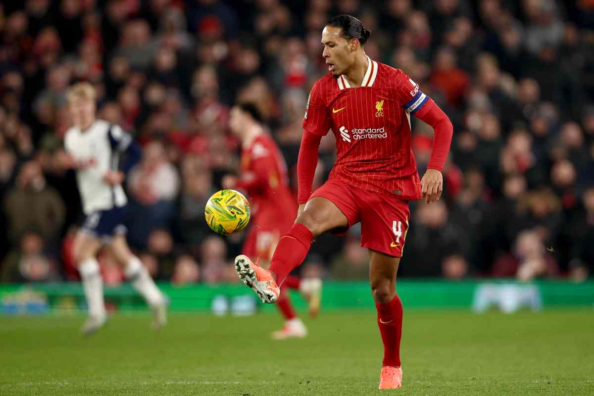 Van Dijk in Serie A, in arrivo il colpo che sposta gli equilibri