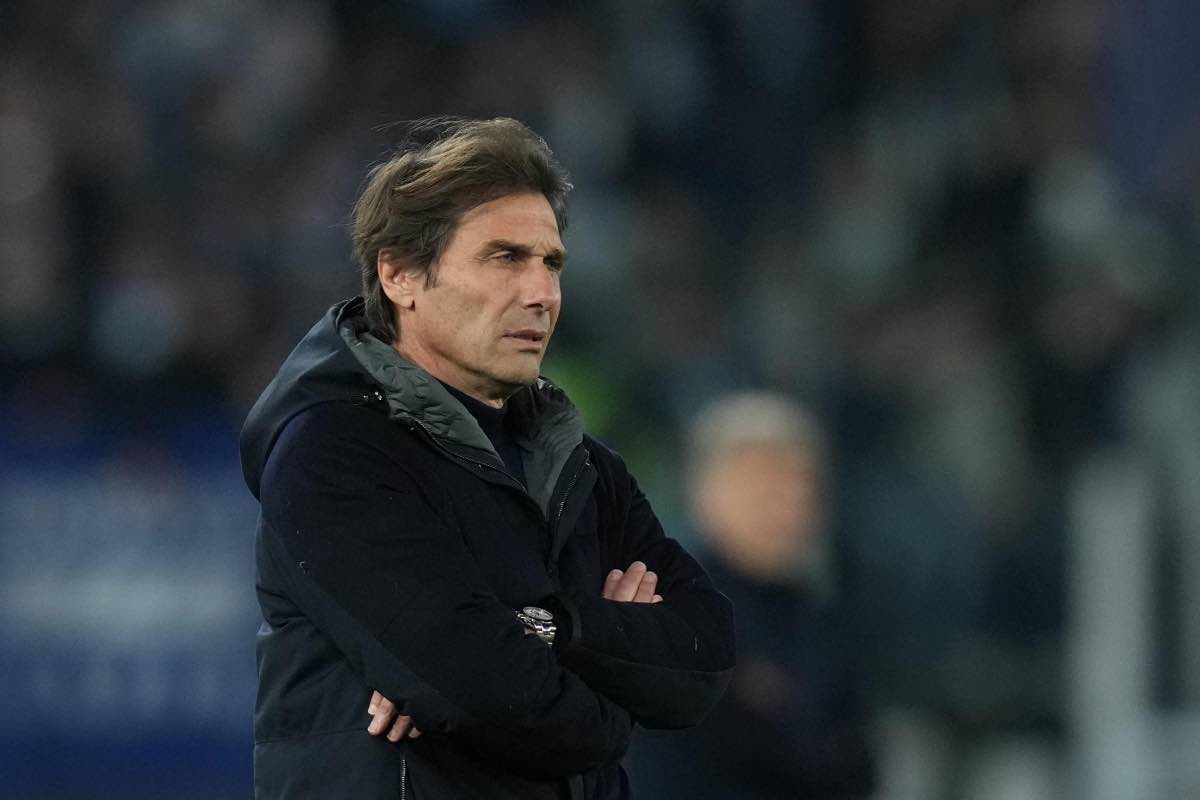 Batosta Napoli, l’annuncio ufficiale: Conte sotto shock