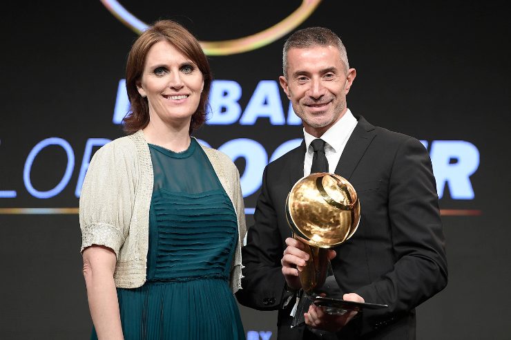 Andrea Berta ritira il Globe Soccer Awards