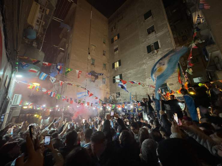 i tifosi dell'argentina in piazza