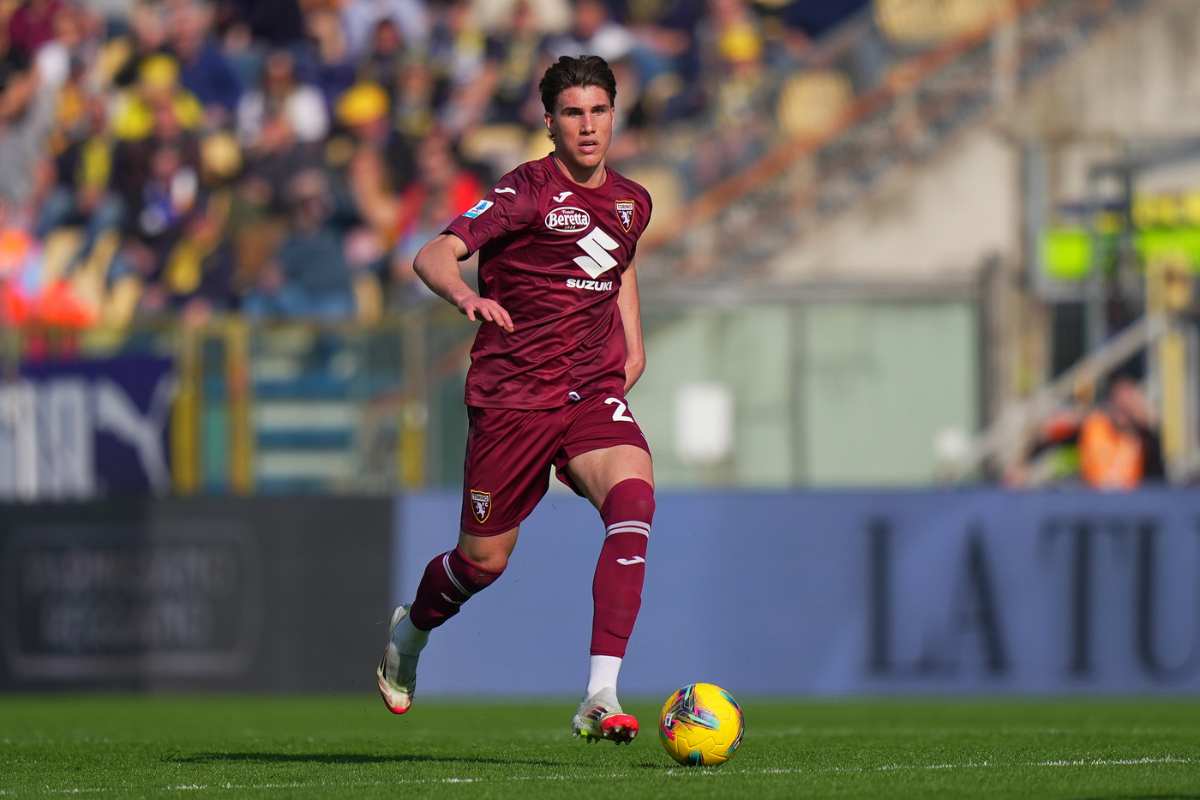 Cesare Casadei in azione nel match Parma-Torino