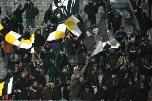 tifosi bianconeri sugli spalti